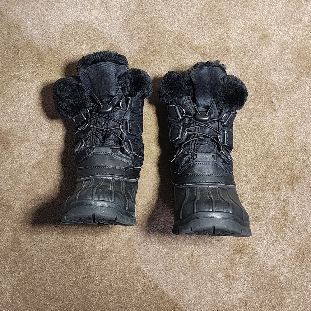 Black Fur-Lined Winter Ski Boots 7.5